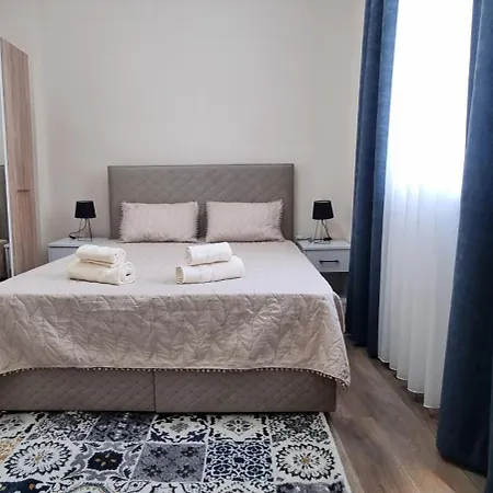 Old House Apartment Kumanovo Exterior photo