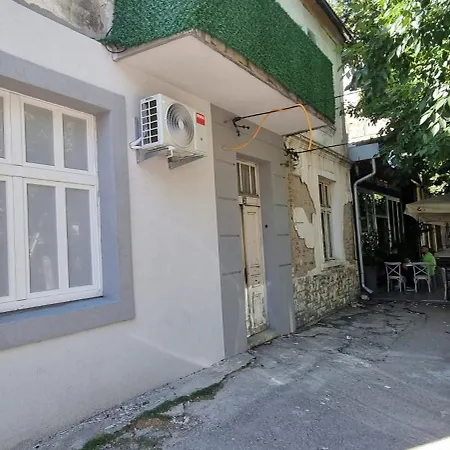 Old House Apartment Kumanovo Exterior photo