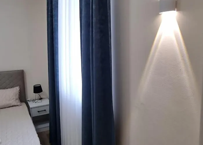 Old House Apartment